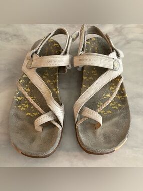 Merrell Women's Light Beige Leather Strappy Sandals